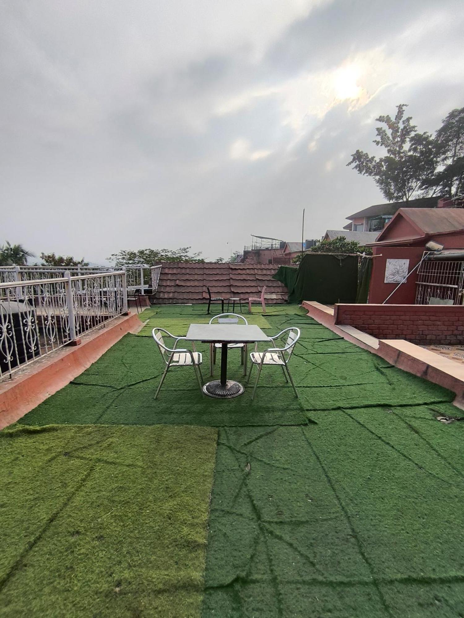 King Size Deck Villa Mumbai Eksteriør bilde