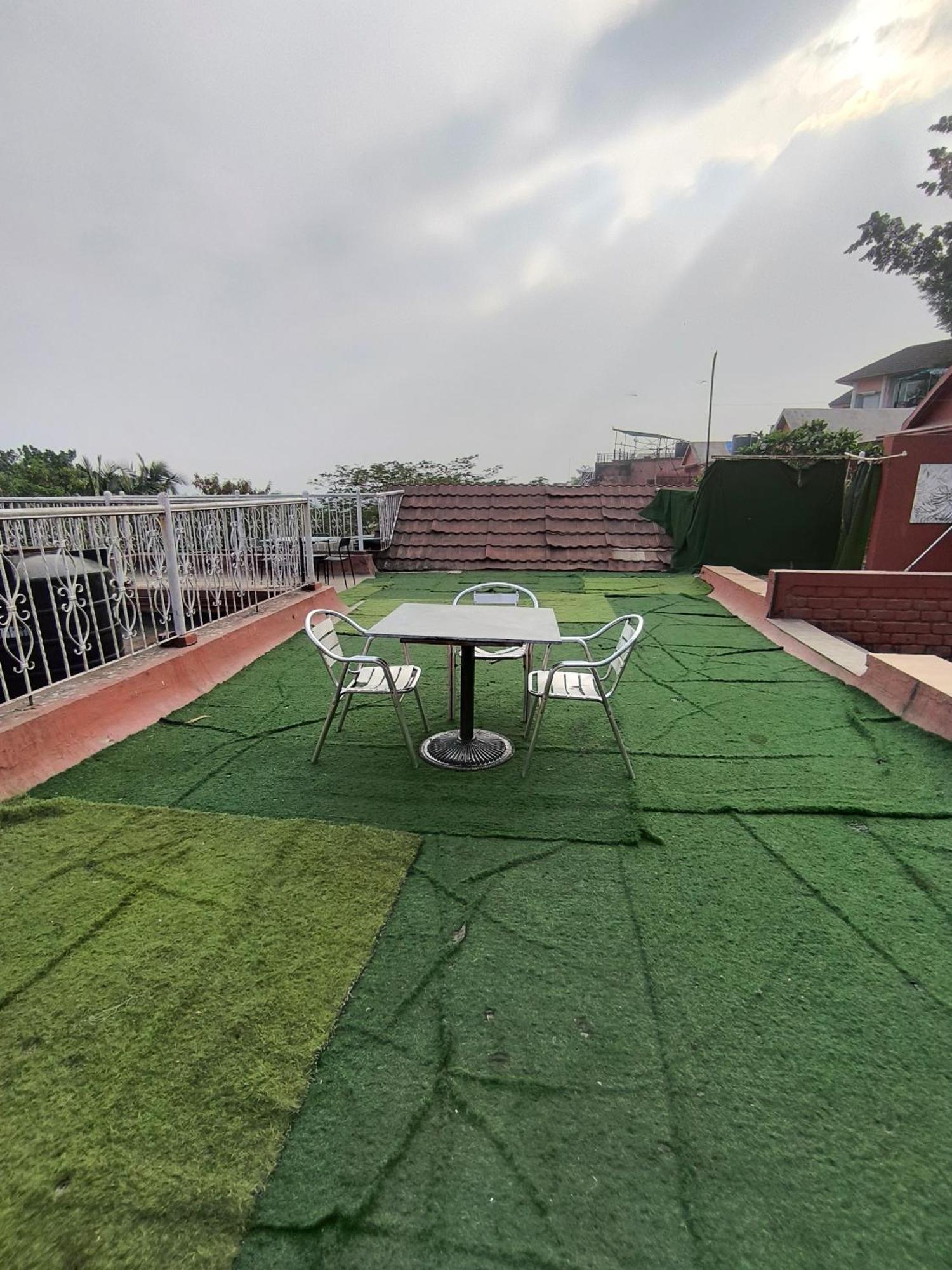 King Size Deck Villa Mumbai Eksteriør bilde